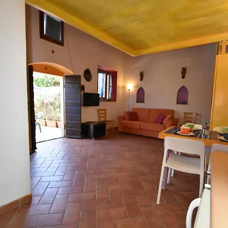 Monolocale Violetta - Spazio Esterno Privato E Aria Condizionata Apartament Marina di Campo